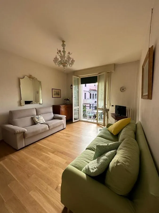Apartmán Esmeralda Benátky – Lido 0*,